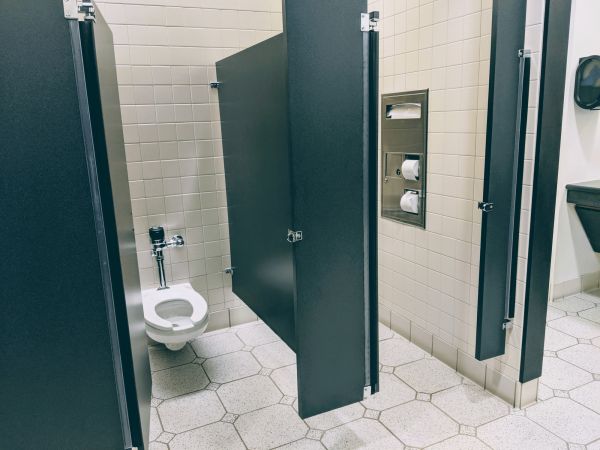 Cost of Commercial Toilet Installation in Lenexa